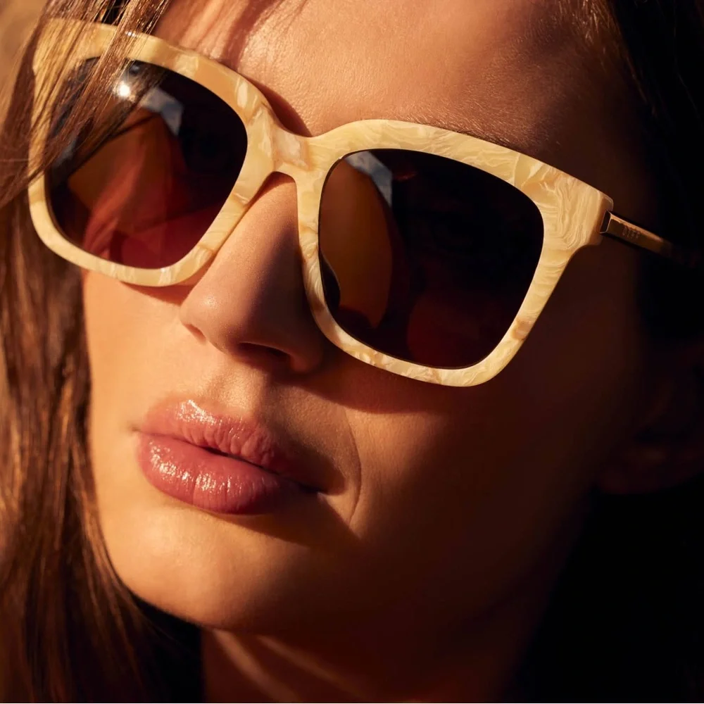 DIFF Bella Sunglasses Milk Honey Frame Brown Gradient Lens Square Oversized NWT